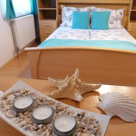 Relax Apartman Bukfurdon *