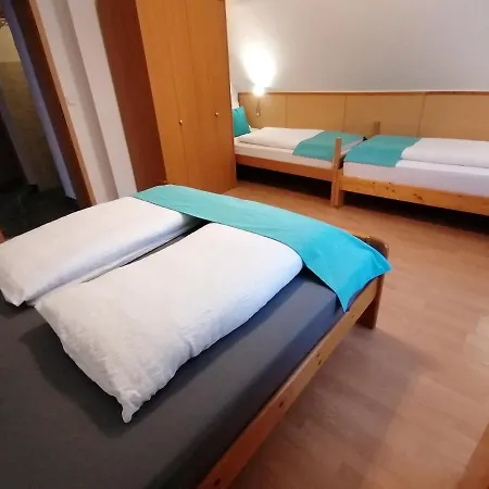Relax Apartman Bukfurdon Bük
